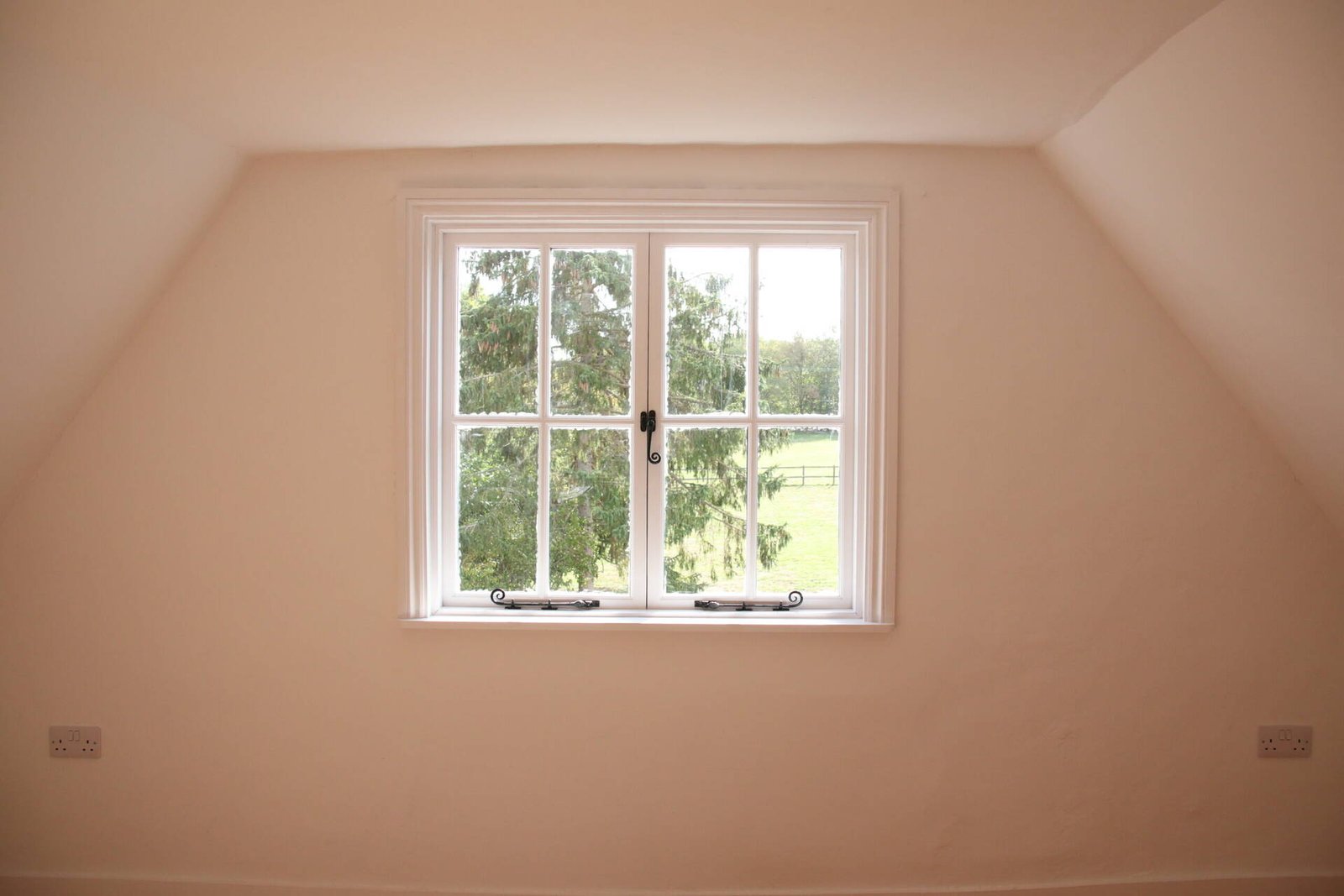 Timber cottage casement window